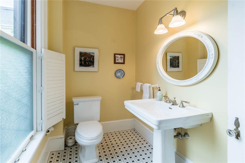 322 Spring Street Portland, ME 04102 - Photo 9 of 35 Photo