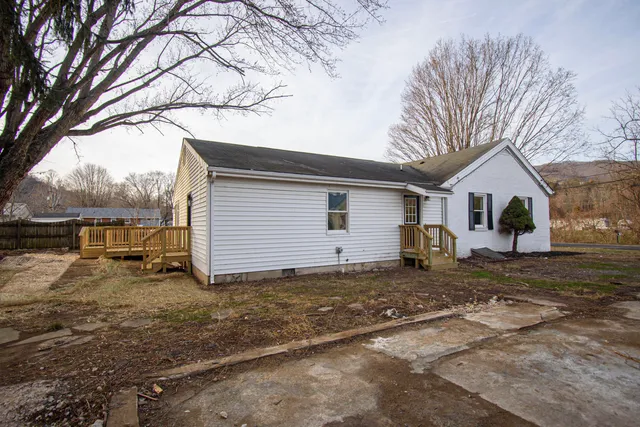 $279,900 | 5291 Lafayette Road, Elliston, VA 24087