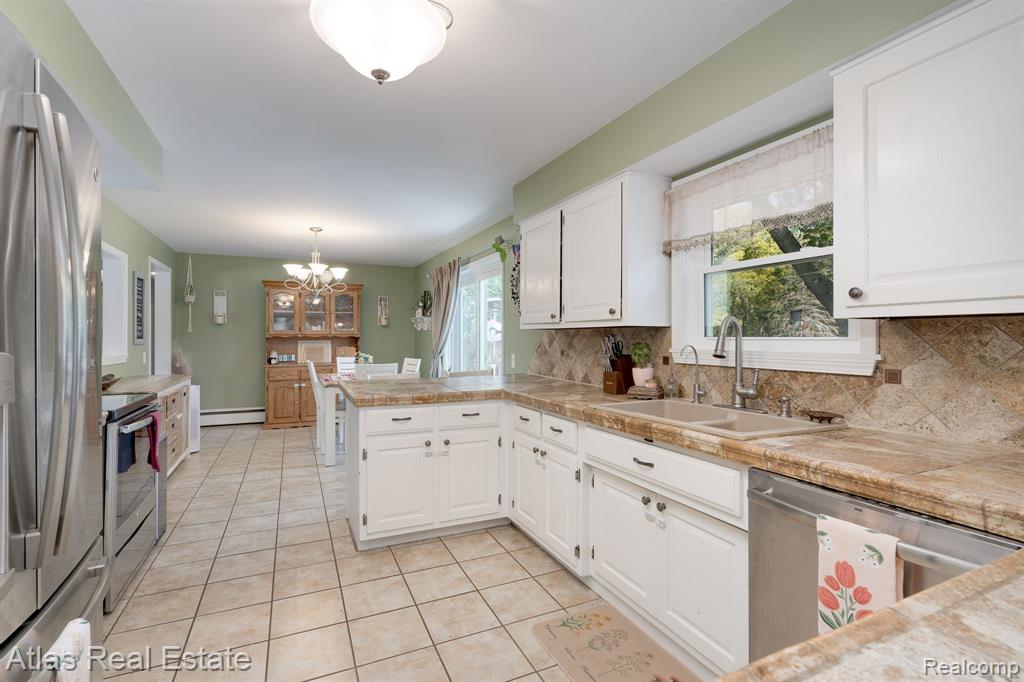 4111 South State Road Davison, MI 48423 - Photo 11 of 43
