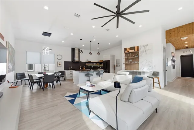 $5,000 | 2351 West Lake Hall Road, Tallahassee, FL 32309