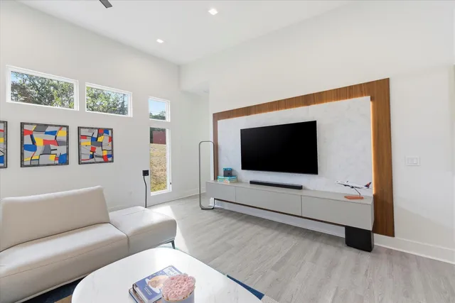 $5,000 | 2351 West Lake Hall Road, Tallahassee, FL 32309