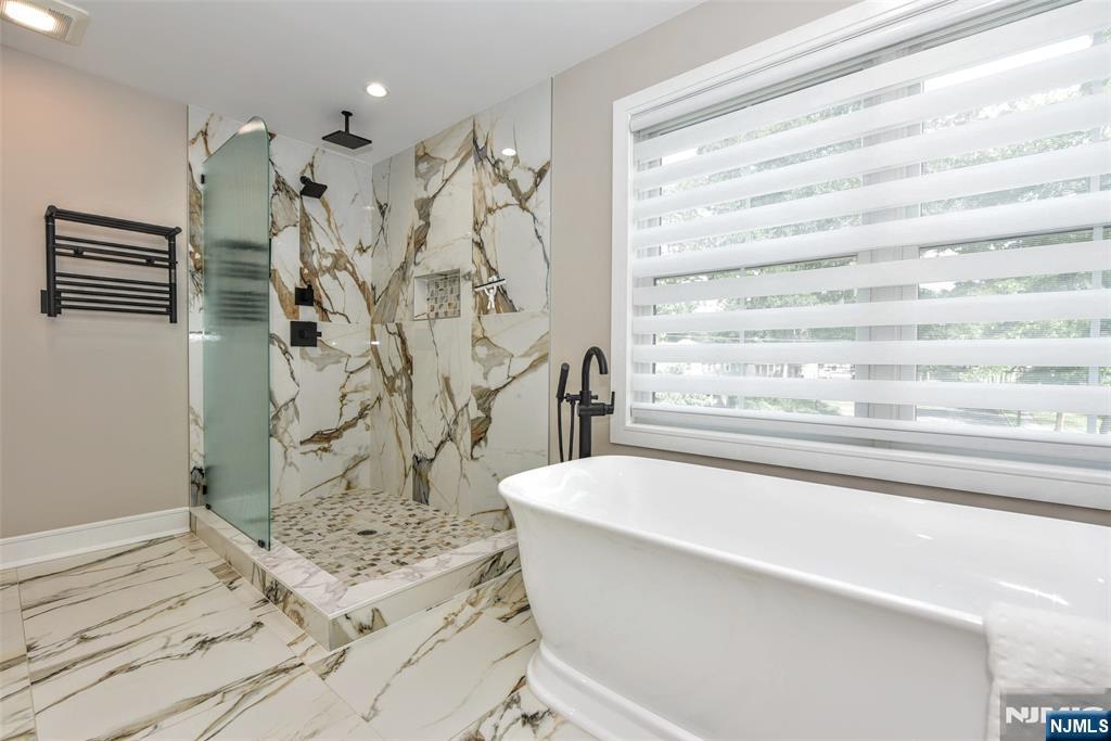 515 Hobart Road Paramus, NJ 07652 - Photo 26 of 44 Gallery Image 26
