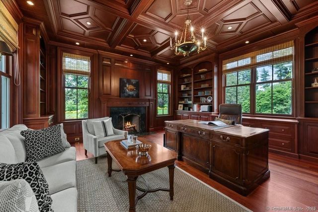 $8,600,000 | 262 Brushy Ridge Road, New Canaan, CT 06840