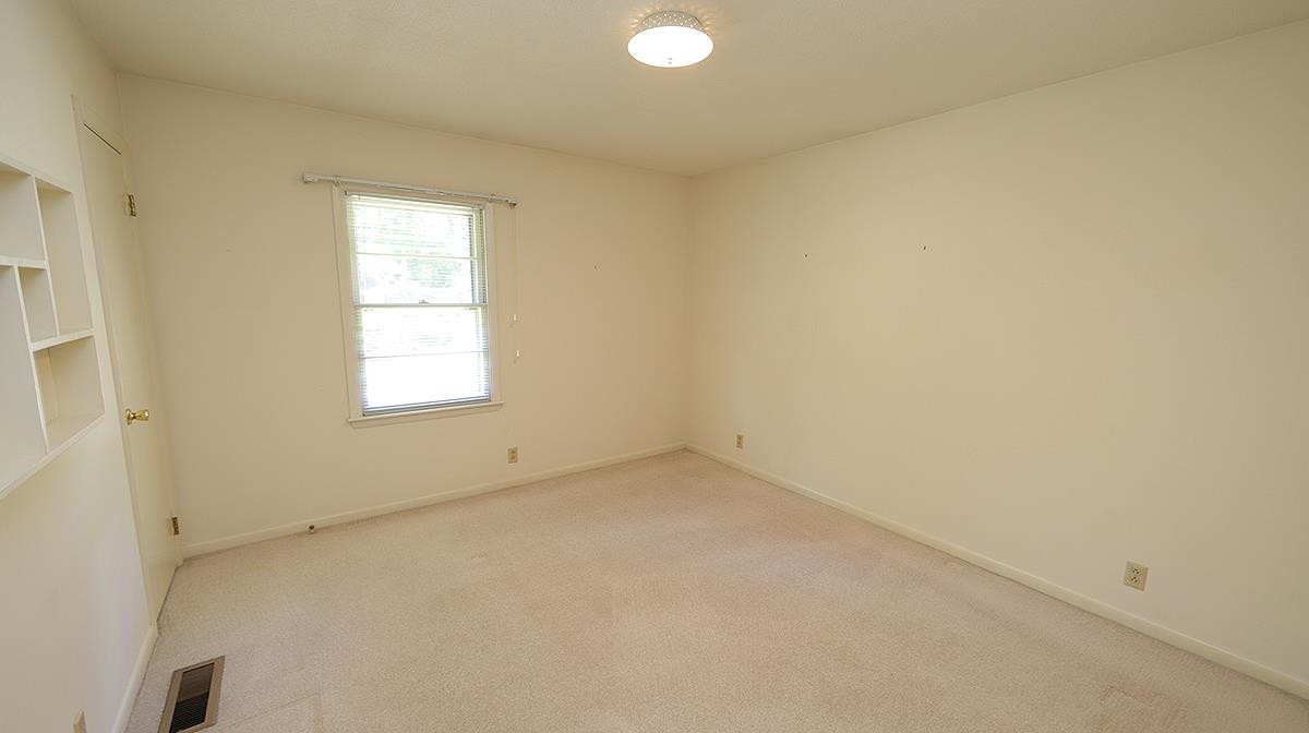 3440 Allendale Drive Raleigh, NC 27604 - Photo 13 of 23 Secondary bedroom with walkin closet