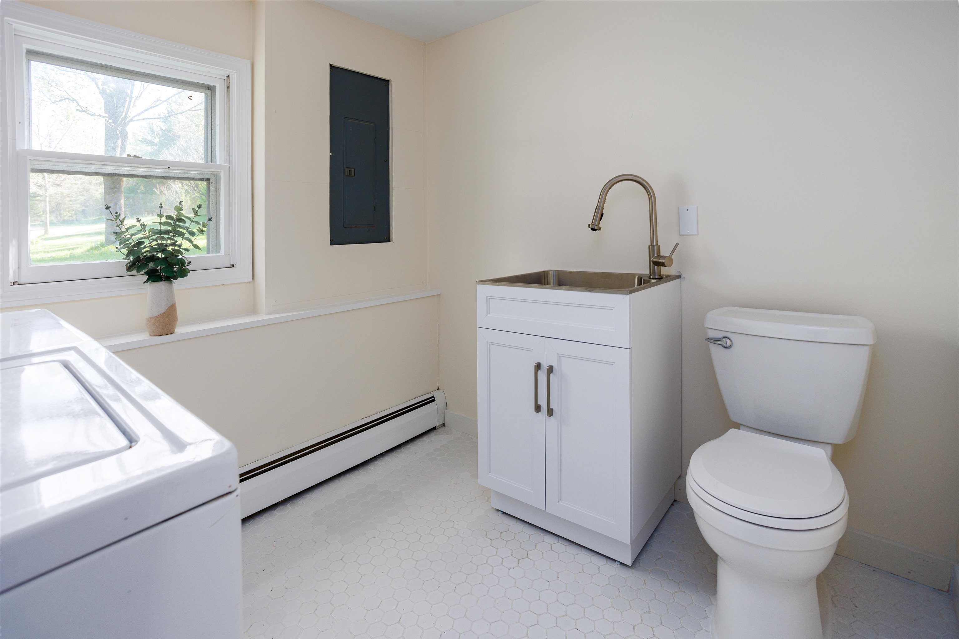 488 Monkton Road Charlotte, VT 05445 - Photo 18 of 40 Gallery Image 18