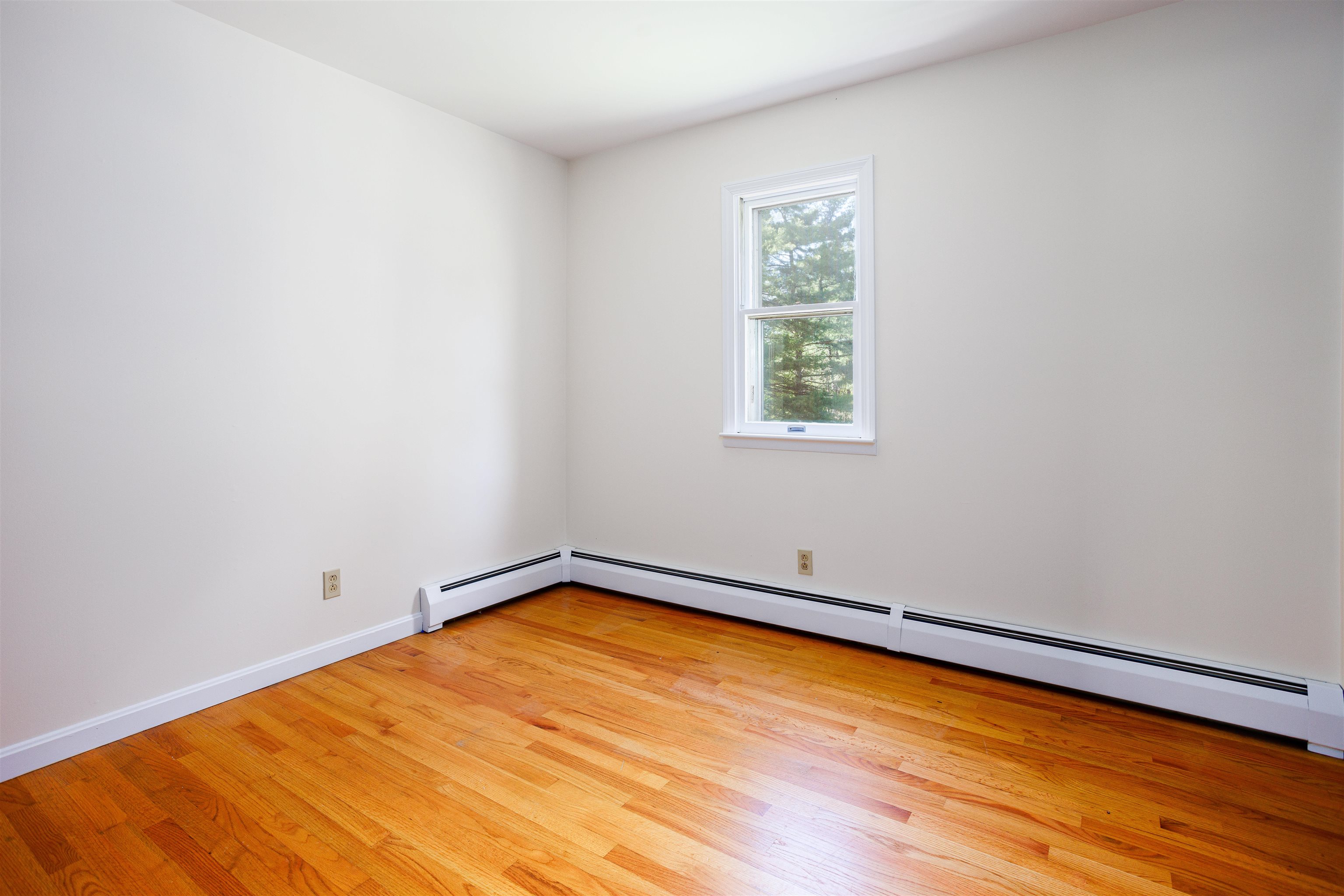 488 Monkton Road Charlotte, VT 05445 - Photo 8 of 40 Gallery Image 8