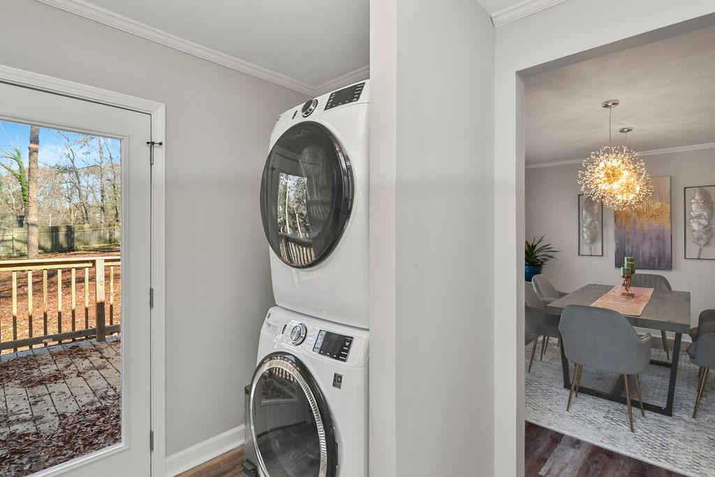 1917 Spring Avenue Atlanta, GA 30344 - Photo 20 of 22 a view of a hallway with washer and dryer