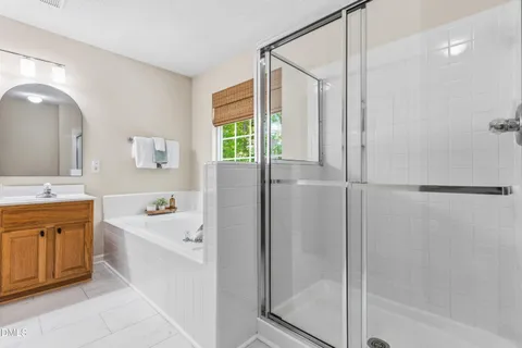 $539,000 | 1211 Waterford Green Drive, Apex, NC 27502