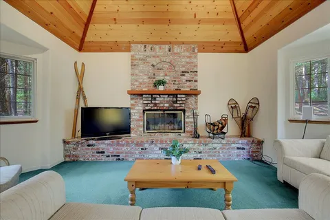 $925,000 | 11473 Sky Pines Ridge Road, Nevada City, CA 95959