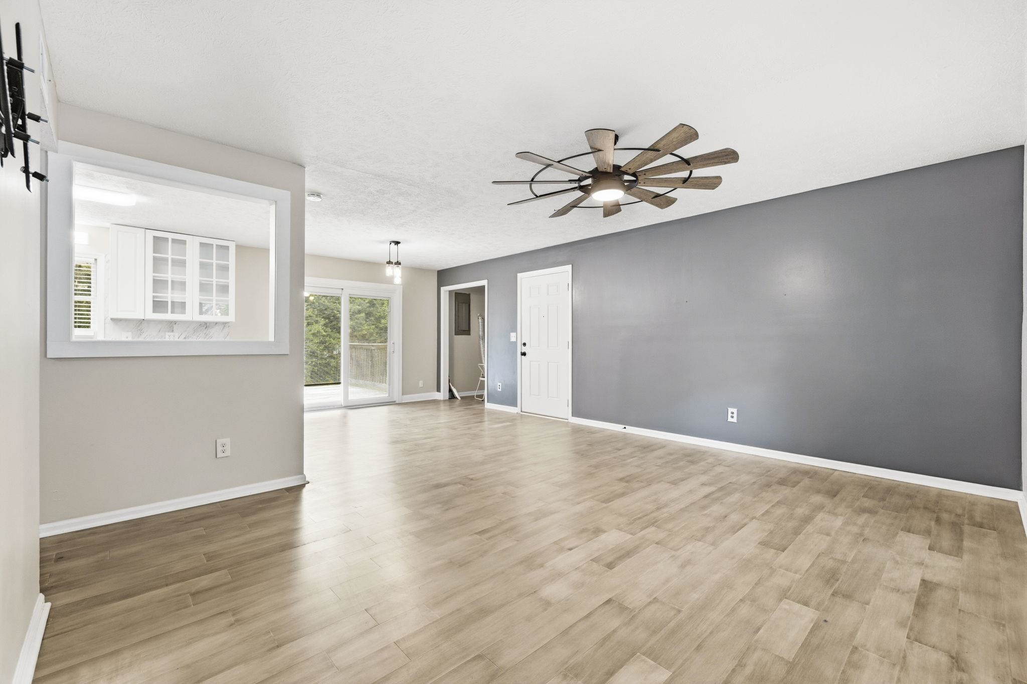 615 Burcale Rd Circle Myrtle Beach, SC 29579 - Photo 4 of 35 Gallery Image 4