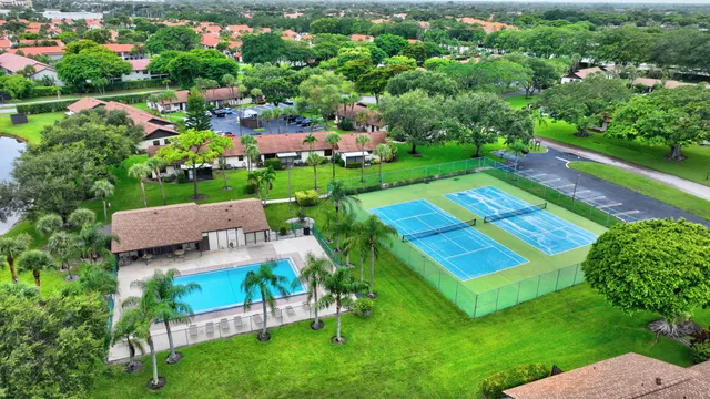 $2,600 | 73 VĆa De Casas Norte, Boynton Beach, FL 33426