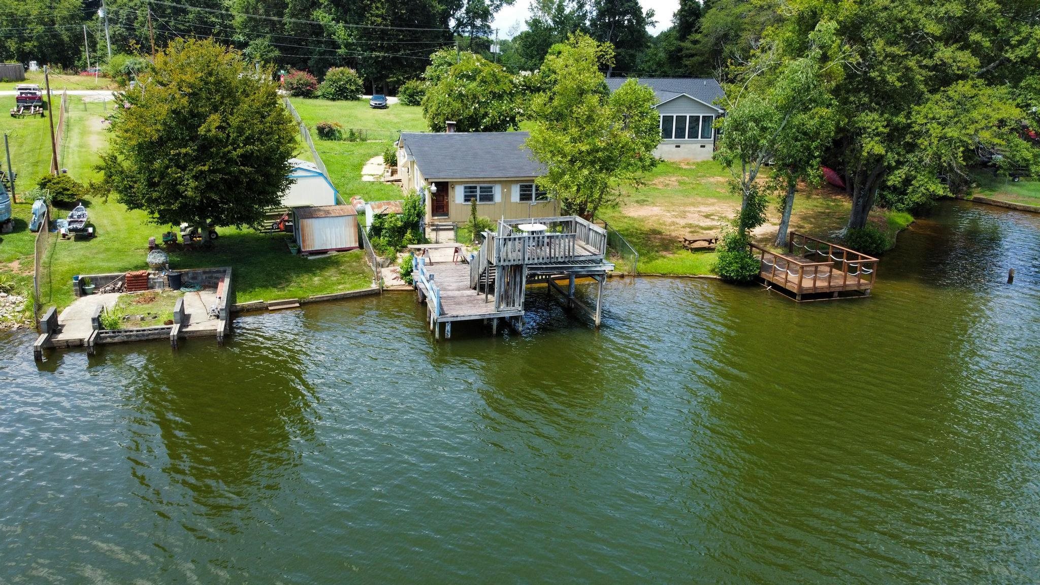 445 Berry Shoals Road Duncan, SC 29334 - Photo 13 of 15