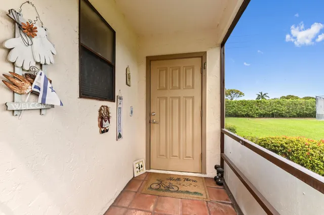 $339,999 | 1167 Northwest 23rd Lane, Delray Beach, FL 33445