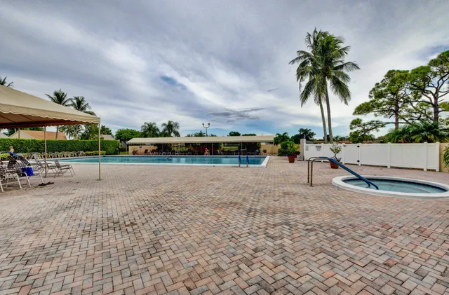 $339,999 | 1167 Northwest 23rd Lane, Delray Beach, FL 33445