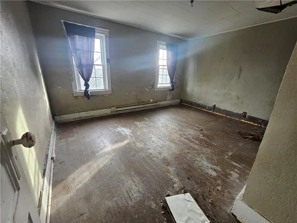 $16,900 | 803 7th Street, Marianna, PA 15345