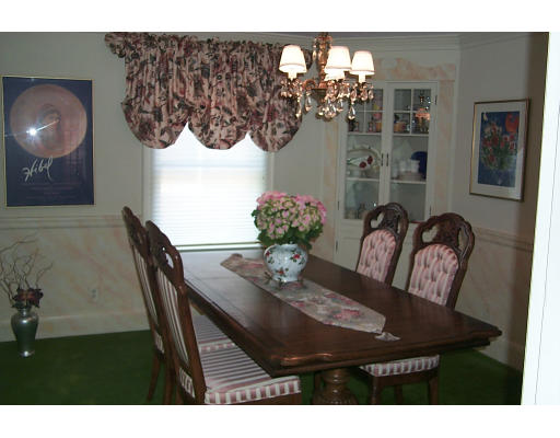 17 Auburndale Road Marblehead, MA 01945 - Photo 5 of 16