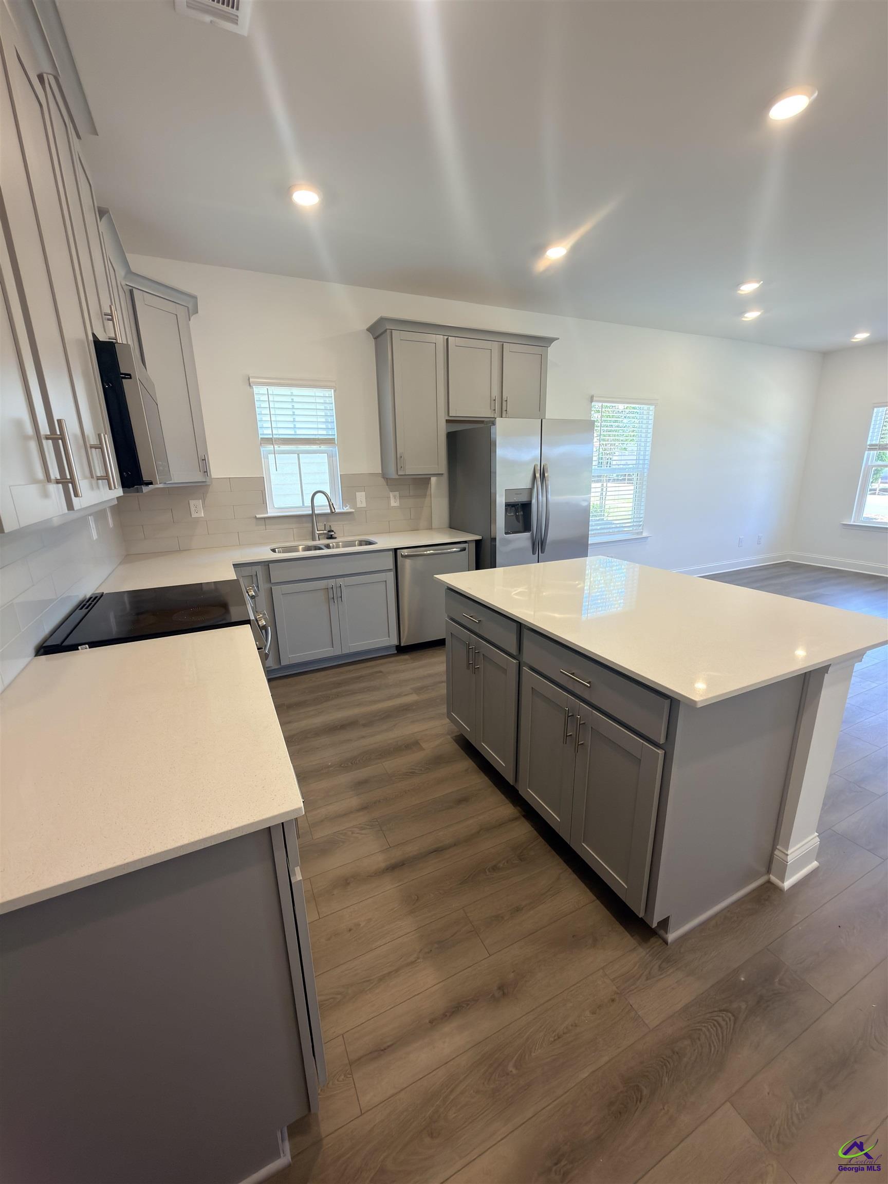 203 Ensemble Boulevard Perry, GA 31069 - Photo 8 of 47