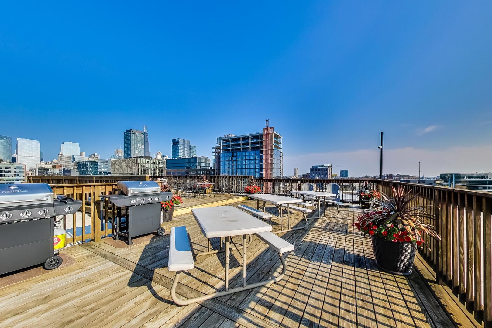 312 North May Street, Unit 4K Chicago, IL 60607 - Photo 4 of 7