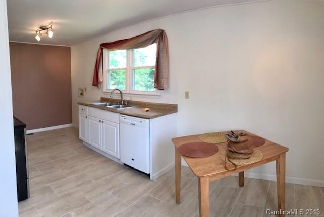 224 Jackson Loop Road Flat Rock, NC 28731 - Photo 4 of 16 Gallery Image 4