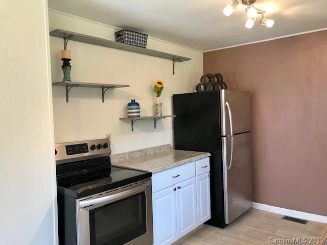 224 Jackson Loop Road Flat Rock, NC 28731 - Photo 7 of 16 Gallery Image 7