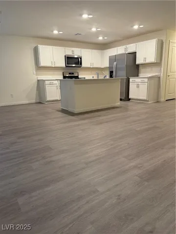 $2,800 | 10419 Luna Mezzo Street, Las Vegas, NV 89141