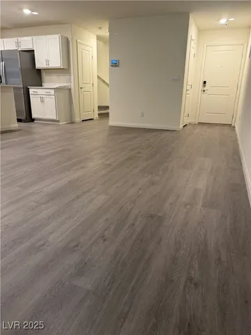 $2,800 | 10419 Luna Mezzo Street, Las Vegas, NV 89141