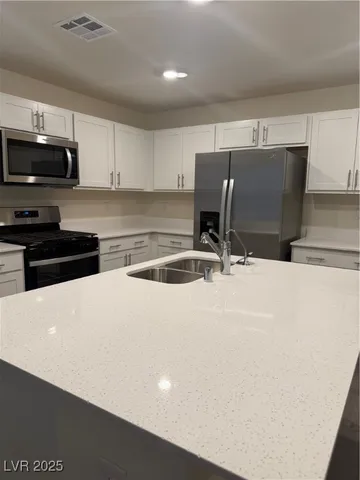 $2,800 | 10419 Luna Mezzo Street, Las Vegas, NV 89141