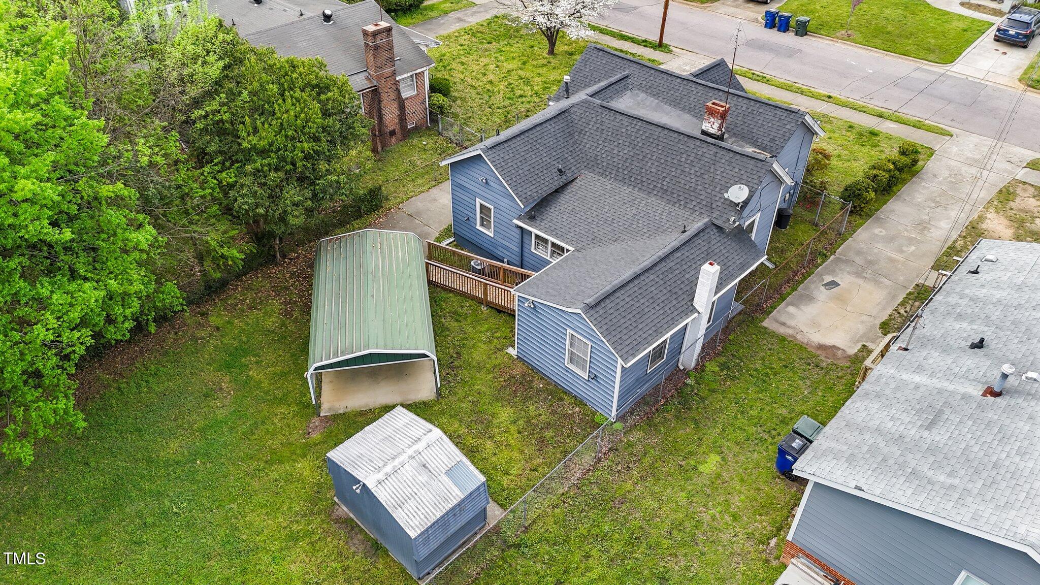 826 Cotton Place Raleigh, NC 27601 - Photo 3 of 21 12-web-or-mls-DJI_20250403163518_0229_D