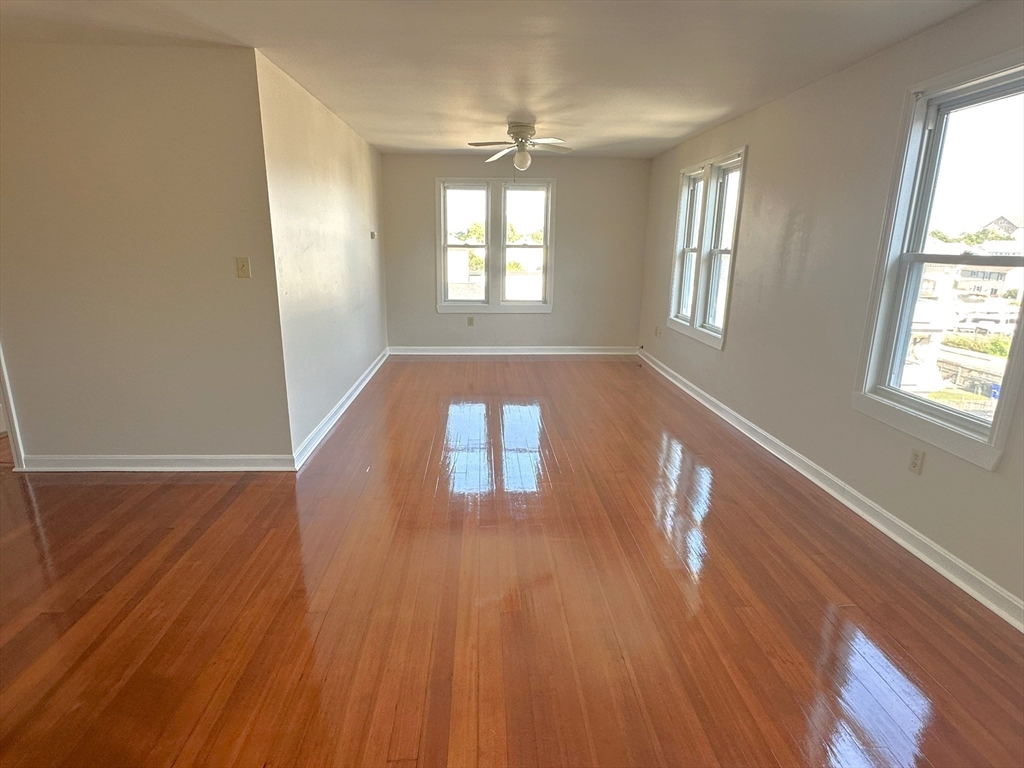 177 Nashua Street, Unit 5 Fall River, MA 02721 - Photo 3 of 18 Gallery Image 3