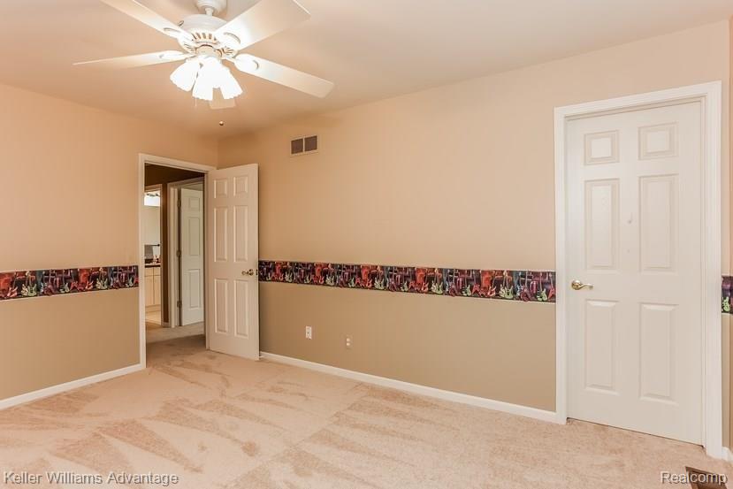 3378 Sawgrass Court Rochester Hills, MI 48309 - Photo 29 of 52