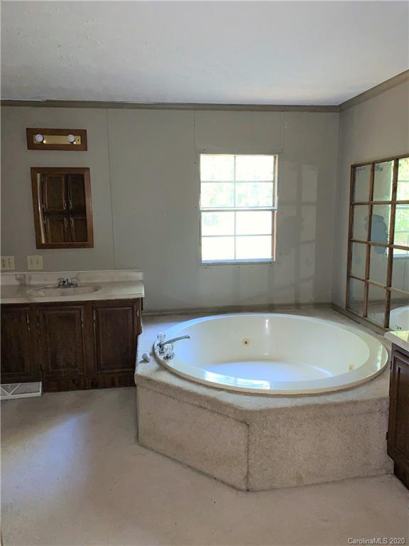 1148 Capps Road Bessemer City, NC 28016 - Photo 8 of 17 Gallery Image 8