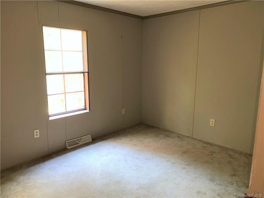 1148 Capps Road Bessemer City, NC 28016 - Photo 9 of 17 Gallery Image 9