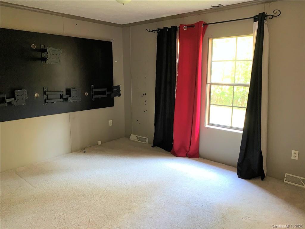 1148 Capps Road Bessemer City, NC 28016 - Photo 10 of 17 Gallery Image 10