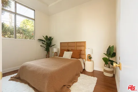 $999,000 | 1304 Berkeley Street, Unit 3, Santa Monica, CA 90404