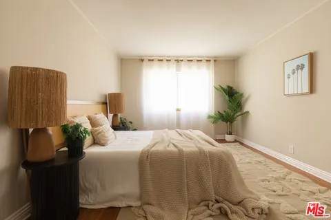 $999,000 | 1304 Berkeley Street, Unit 3, Santa Monica, CA 90404