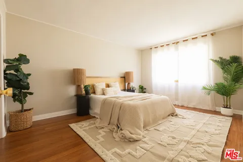 $999,000 | 1304 Berkeley Street, Unit 3, Santa Monica, CA 90404