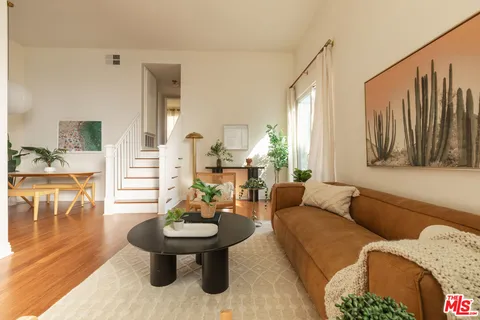 $999,000 | 1304 Berkeley Street, Unit 3, Santa Monica, CA 90404
