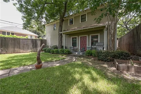 $880,000 | 1006 Grigsby Avenue, Dallas, TX 75204