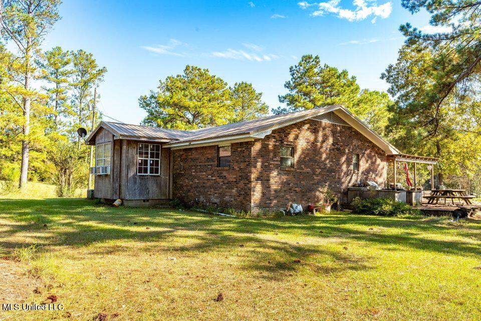 94 Double R Lane Columbia, MS 39429 - Photo 26 of 41 26