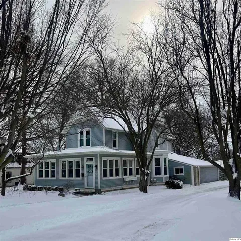 $299,000 | 2510 Kentucky Road, Quincy, IL 62301