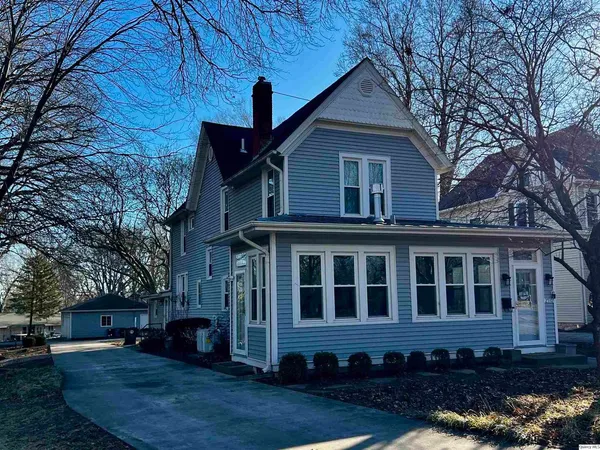 $295,000 | 2510 Kentucky Road, Quincy, IL 62301