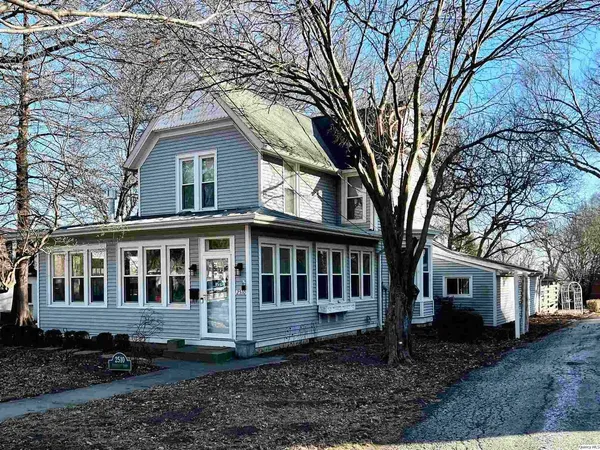 $295,000 | 2510 Kentucky Road, Quincy, IL 62301