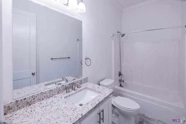 $449,000 | 400 Independence Drive, Houma, LA 70360