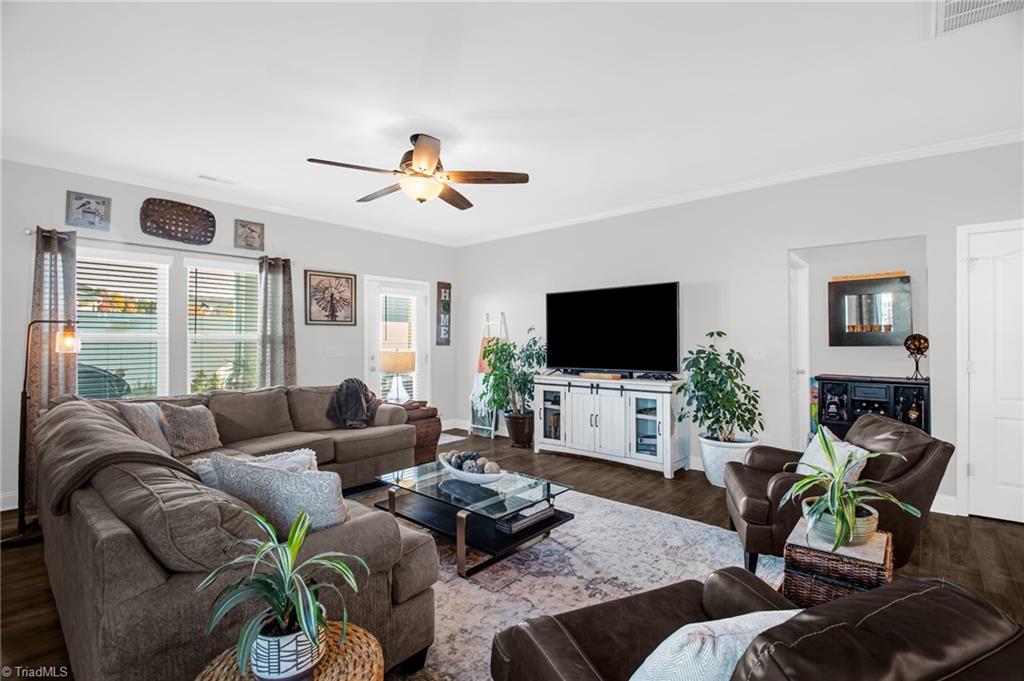 1402 Hunting Hawk Lane Kernersville, NC 27284 - Photo 13 of 30