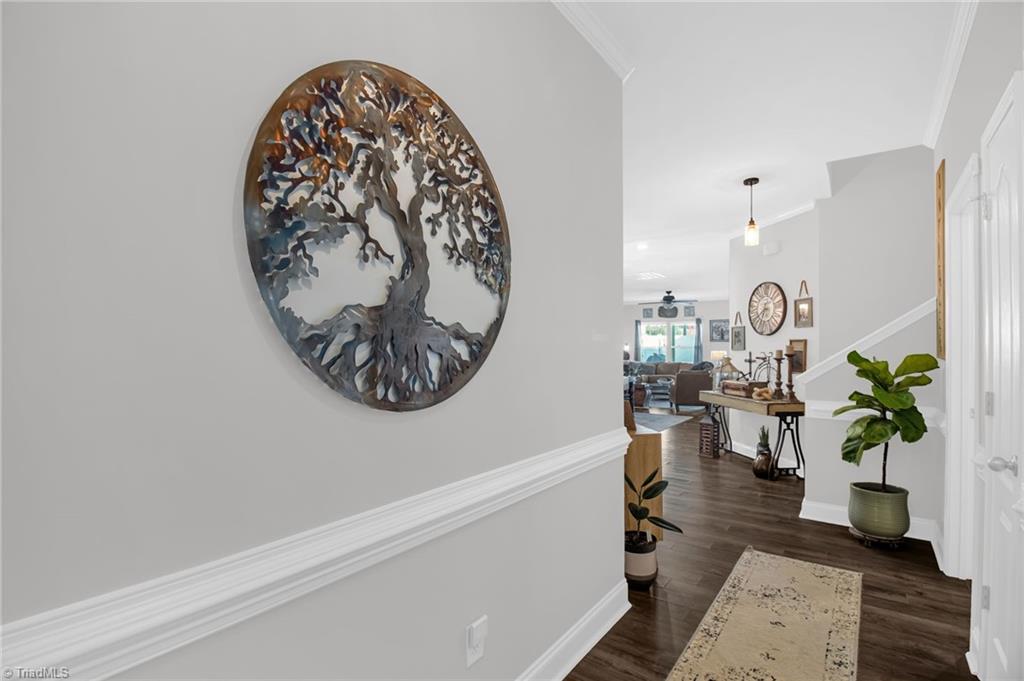 1402 Hunting Hawk Lane Kernersville, NC 27284 - Photo 5 of 30