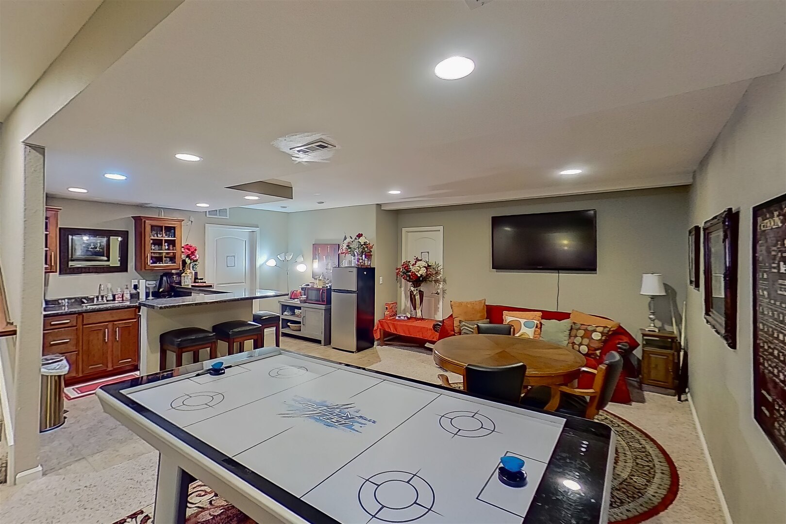 20 Fedor Circle Bloomington, IL 61705 - Photo 24 of 51 a living room with furniture and a flat screen tv