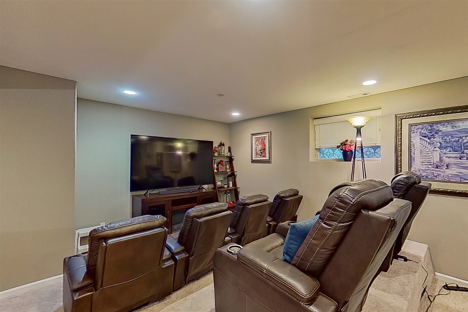 20 Fedor Circle Bloomington, IL 61705 - Photo 26 of 51 a room with furniture projector and screen