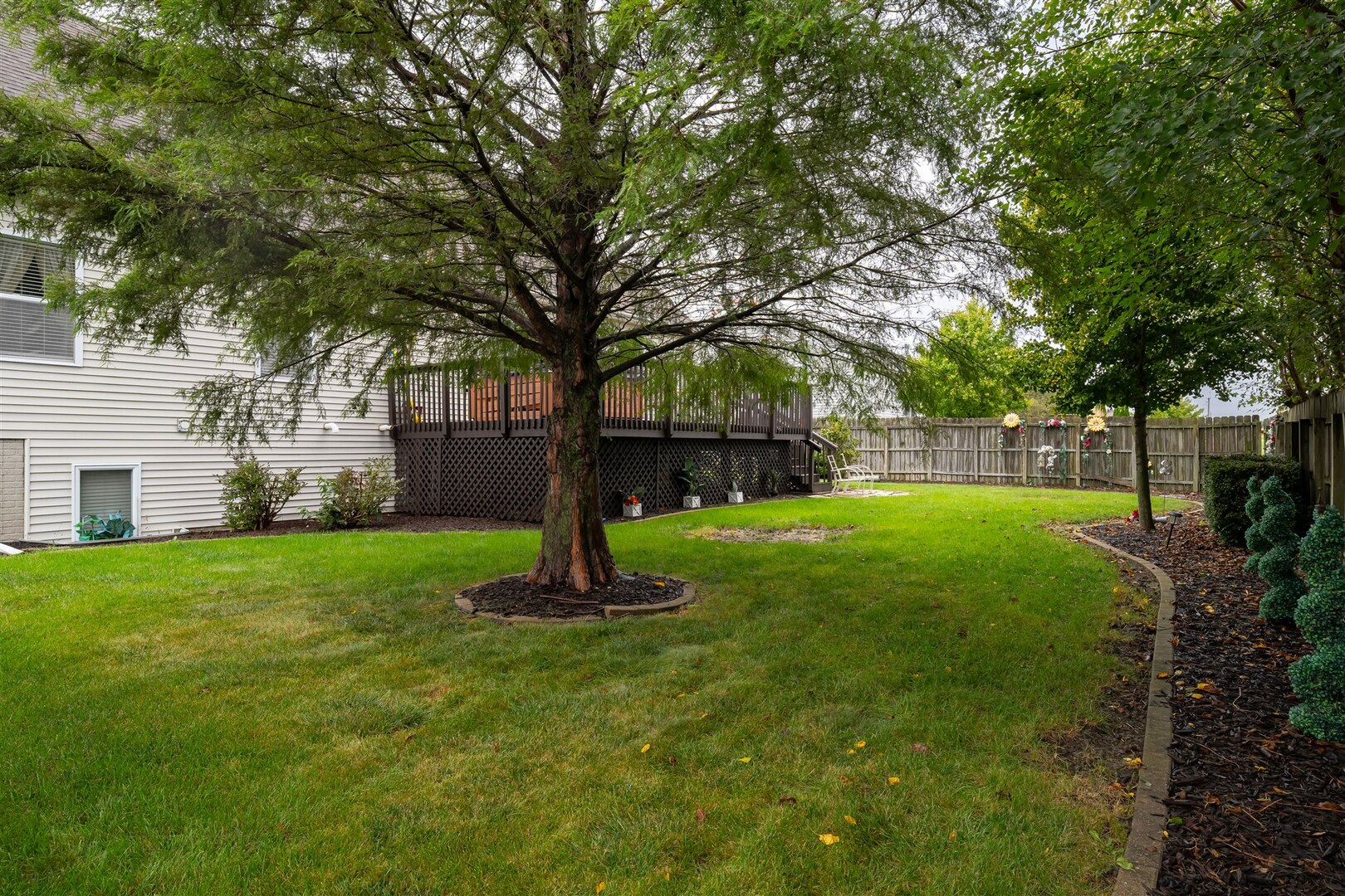 20 Fedor Circle Bloomington, IL 61705 - Photo 36 of 51 a view of a backyard with a small cabin
