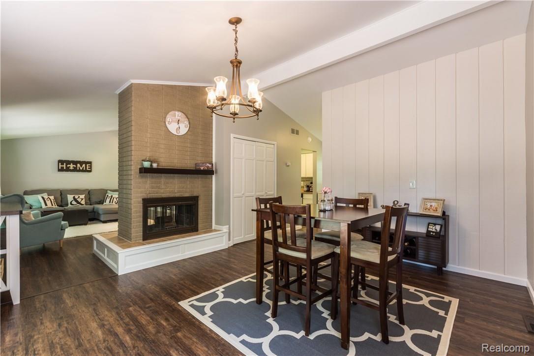 455 Donegal Drive Rochester, MI 48309 - Photo 17 of 34 455 Donegal-17.jpg