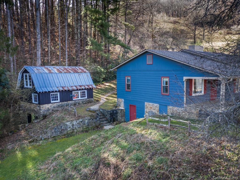 555 David Edwards Road Waynesville, NC 28786 - Photo 32 of 36